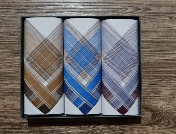 Herrenstofftaschentuch Set aus Baumwolle, 3-teilig, auf Wunsch personalisierbar, klassisch elegant, kariert und einfarbig